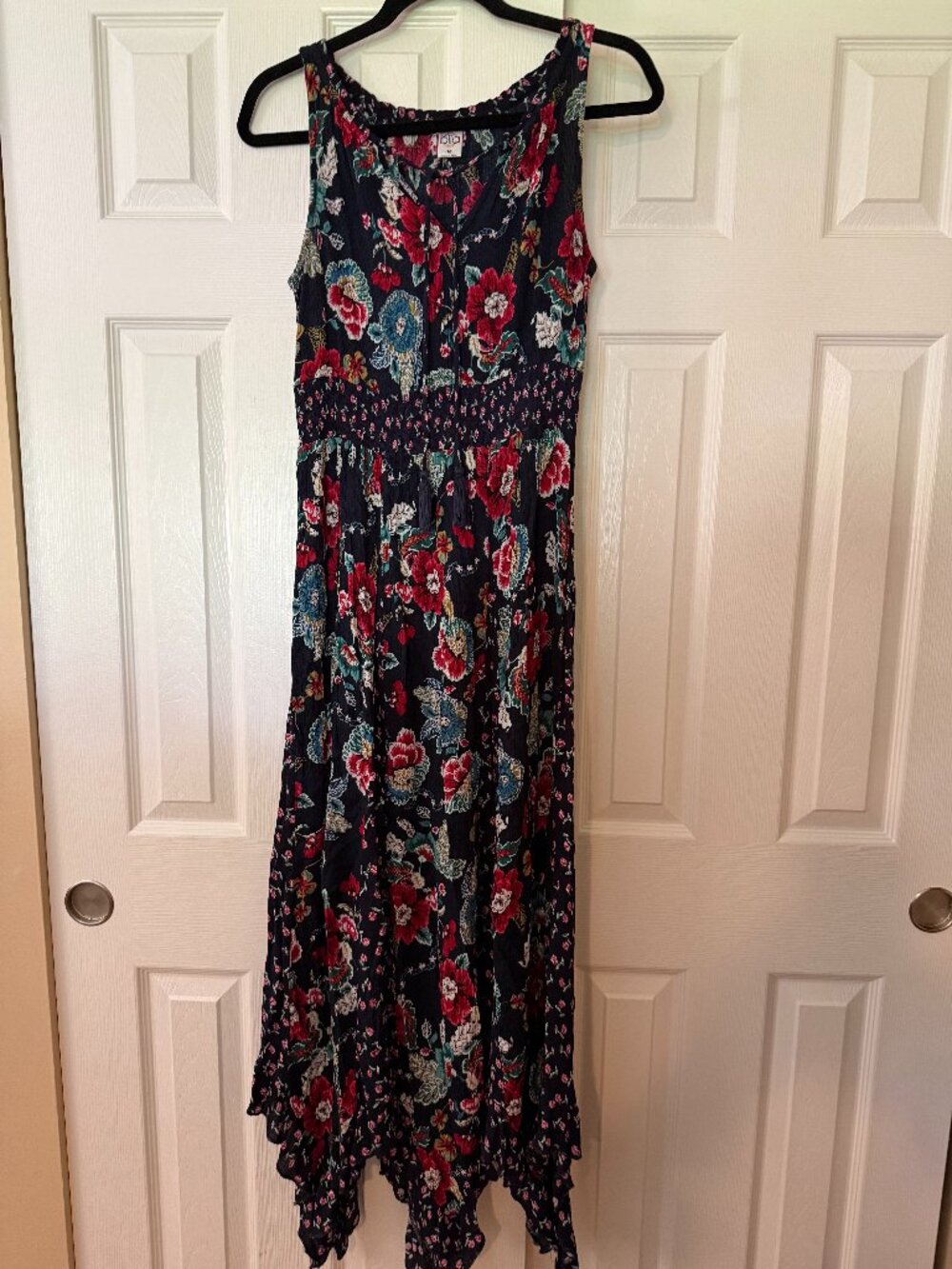 Bila Floral Boho Handkerchief Maxi Dress Size Medium Smocked Waist